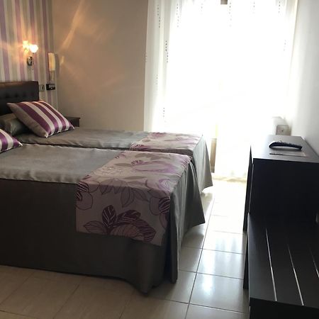 Riaño Hostal Sainz מראה חיצוני תמונה