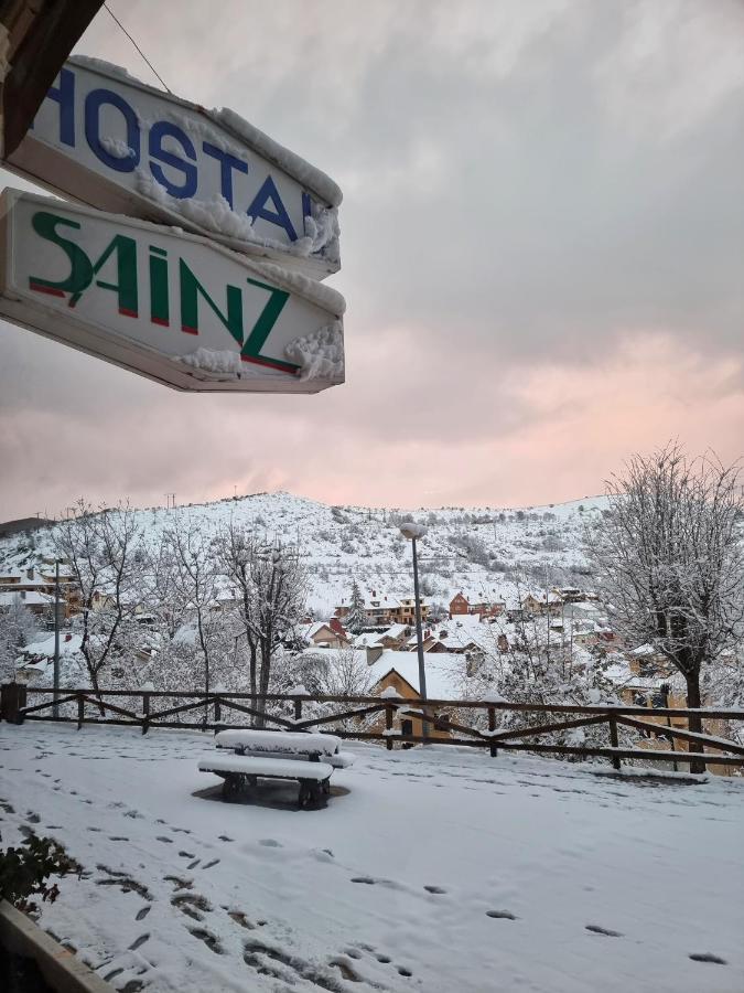 Riaño Hostal Sainz מראה חיצוני תמונה